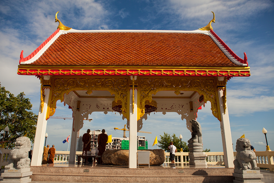 Фотосессия в Тайланде, церемония в буддийском храме