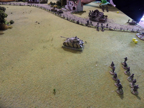 Infantry advances on foot.JPG