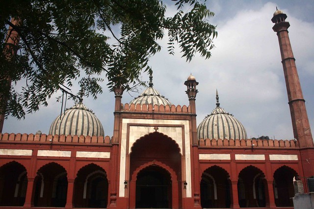 City Monument - Zeenat ul Masjid, Near Ansari Road