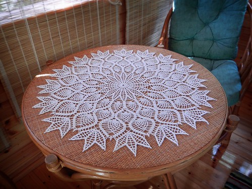 Large Pineapple Doily 03