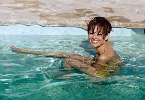 Audrey Hepburn in the pool