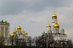 Cathédrales du Kremlin vues depuis la Moskova River