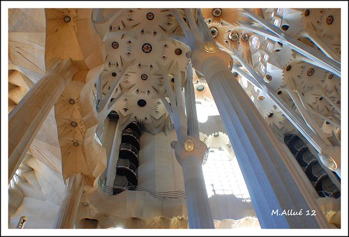 Sagrada Familia by Miguel Allué Aguilar
