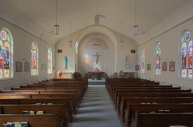 Church of the Risen Savior (Saint Joseph), in Rhineland, Missouri, USA - nave