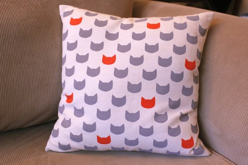 grey cats ginger cushion - front - 40 x 40 cm