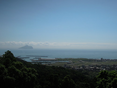遠眺龜山島