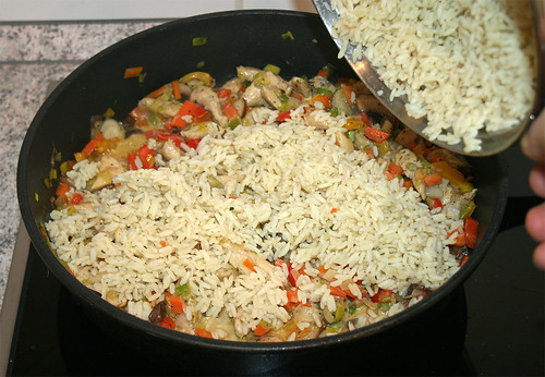 38 - Reis dazu / Add rice