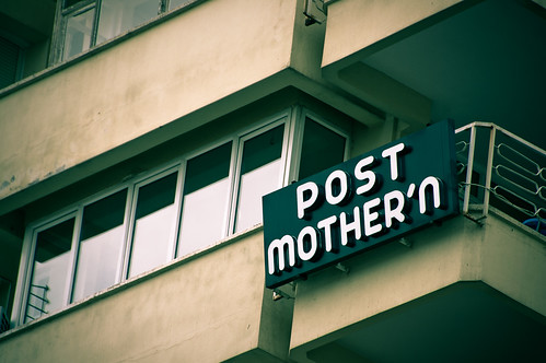 Post Mother'n
