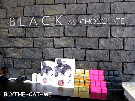 BLACK AS CHOCOLATE (8)
