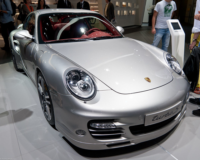This is the old Porsche 911 Turbo S 997 series 