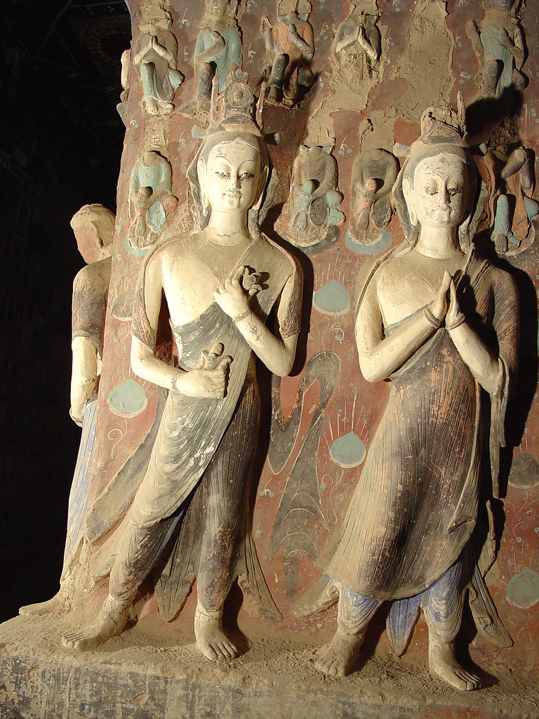 2  Dunhuang China View of Painted Cave Temples (2).jpg