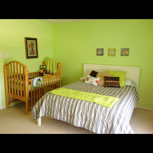 Home tour... The baby/toddler room, bedroom 3 "the green room"...