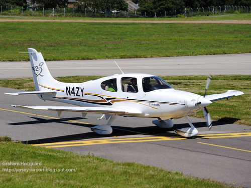 N4ZY Cirrus SR.22 by Jersey Airport Photography