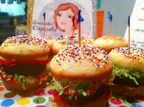 Hamburger Cupcakes by Amanda Cupcake!