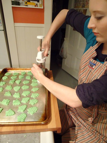 making pressed cookies