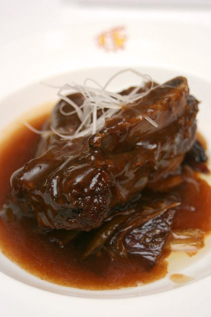 Braised Wagyu Short Rib with Onions, Peking Scallions and Spring Onions