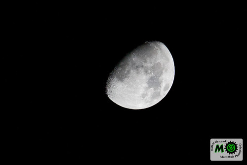 Photo ID 1 - moon - 3-02-2012 by mattmuir.co.uk