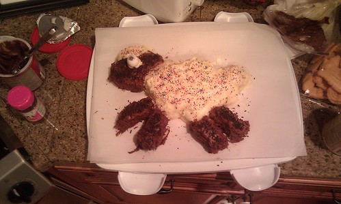 Anna's "sheep" cake... by sweet mondays