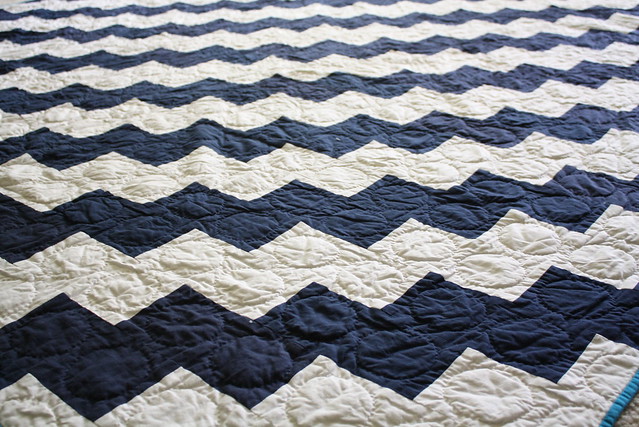 Zig-zag quilt, with circular hand quilting