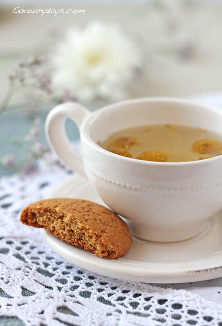 Orange honey ginger cookie & Camomile tea