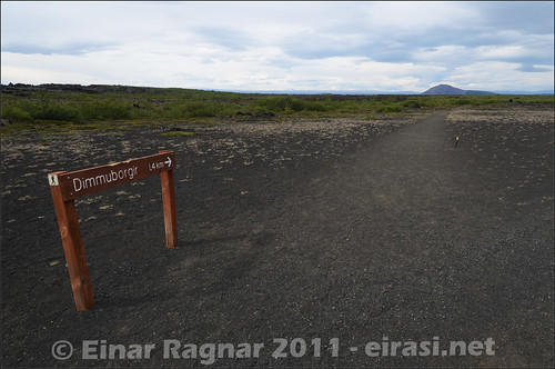 the path to Dimmuborgir