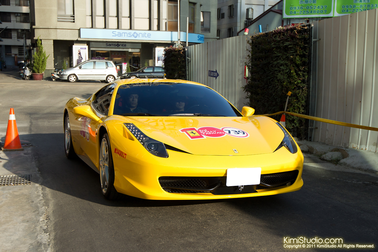 2011.10.28 Ferrari-006