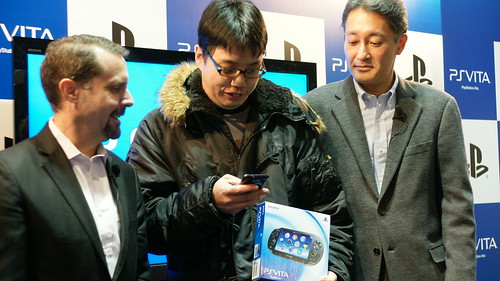 Lançamento do PS Vita no Japão