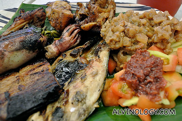 Assorted pinoy food