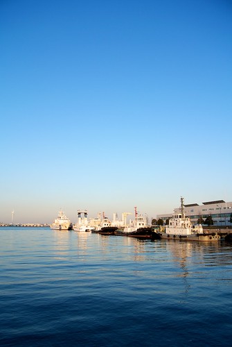 Tag boats from Shin-Kou-Park at Yokohama