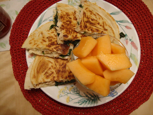 Chicken and Spinach quesadilla with canteloupe