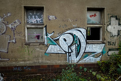 urbex - graffiti - krisiz - johannisthal air field
