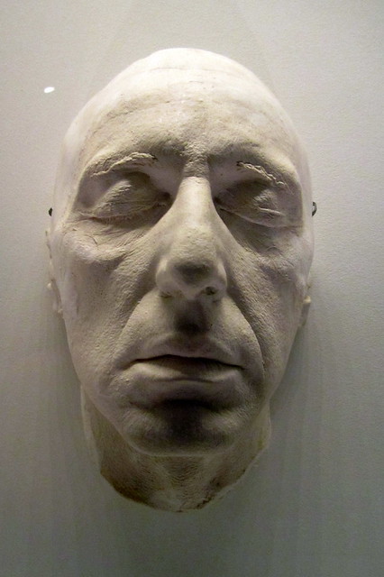 This is a life mask of Al Pacino from the 1990 film The Godfather Part III