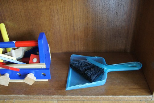 School Holiday Tips - dust pan and brush