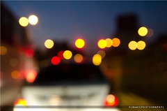 Long day at work, Day 2 Traffic Light Bokeh —girish suryawanshi (Flickr.com)