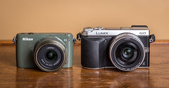 Nikon 1 S1 (2013) / Lumix GX7 (2013)