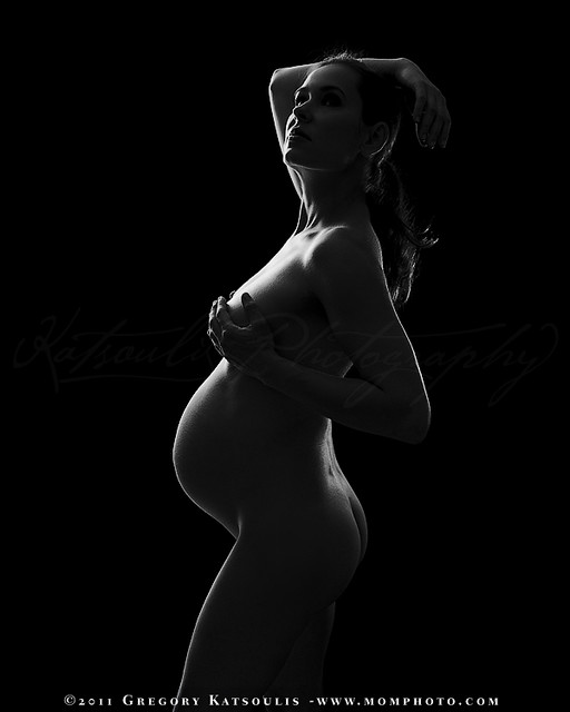 Pregnant Nude Photographed for my Pregnancy Photography Guide