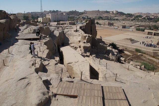 Egypt 2011 - Unfinished obelisk