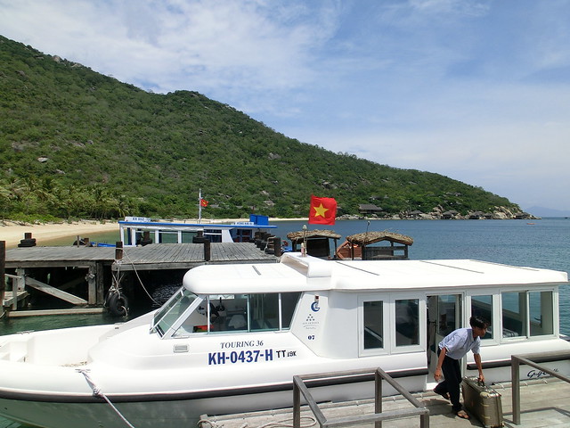 Boat transfer to Six Senses Ninh Van Bay