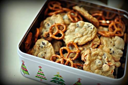 Pretzel Cookies