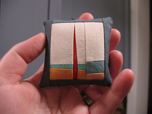 Mini quilts by Erin Wilson, Christmas ornament