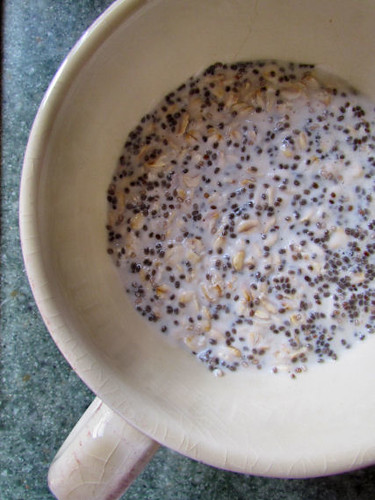 Oats Soaked with Chia Seeds
