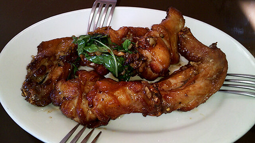 spicy thai wings