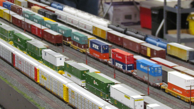 Great Ho Scale Train Yard. Big E Train Show 2012 | Flickr - Photo 