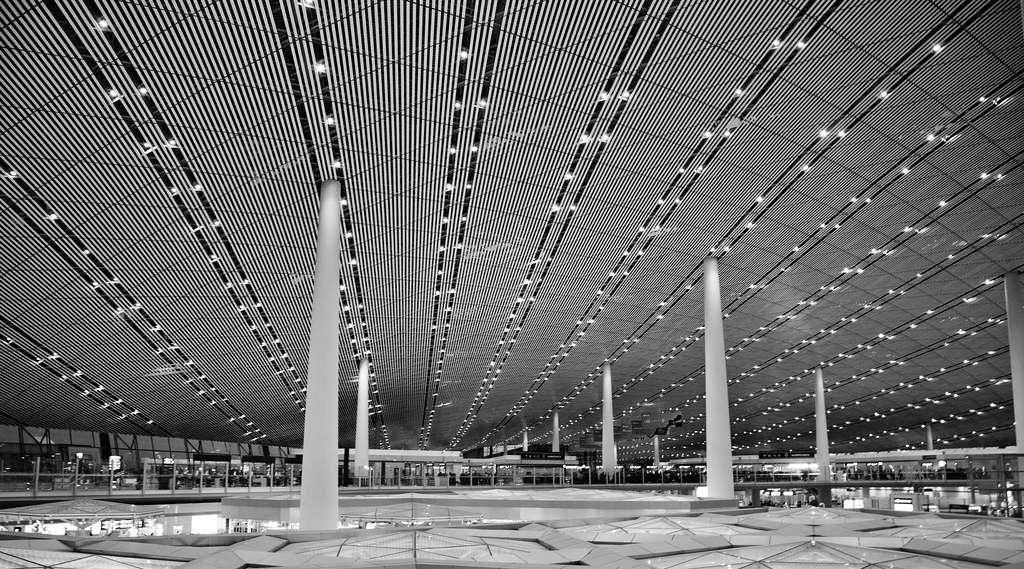 PEK - Beijing Airport [EOS 5DMK2 | EF 24-105L@24mm | 1/6s | f/7.1 | 
ISO400]