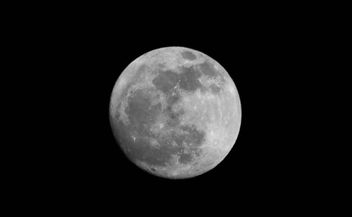 Almost full Moon 6/2/2012