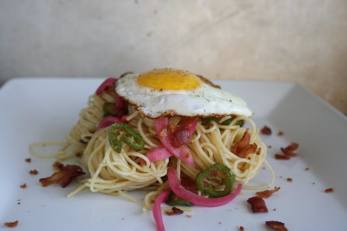 Pasta with bacon, jalapenos and fried egg