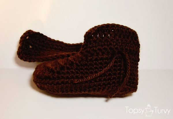 crochet-baby-wrap-add-button-boot