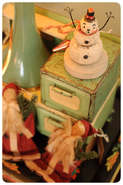 Glimmer Mini Snowman by Bethany Lowe