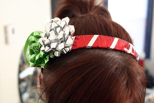 DIY Christmas Giftwrap Headband