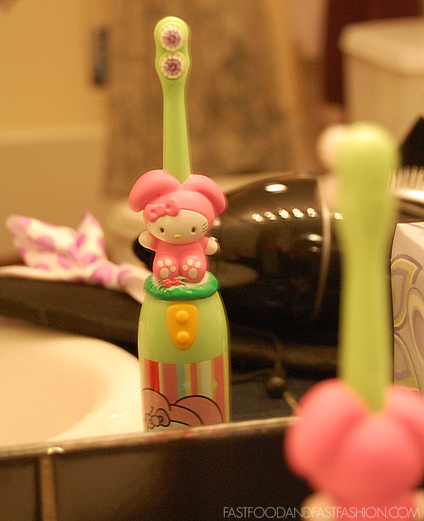 hello kitty toothbrush